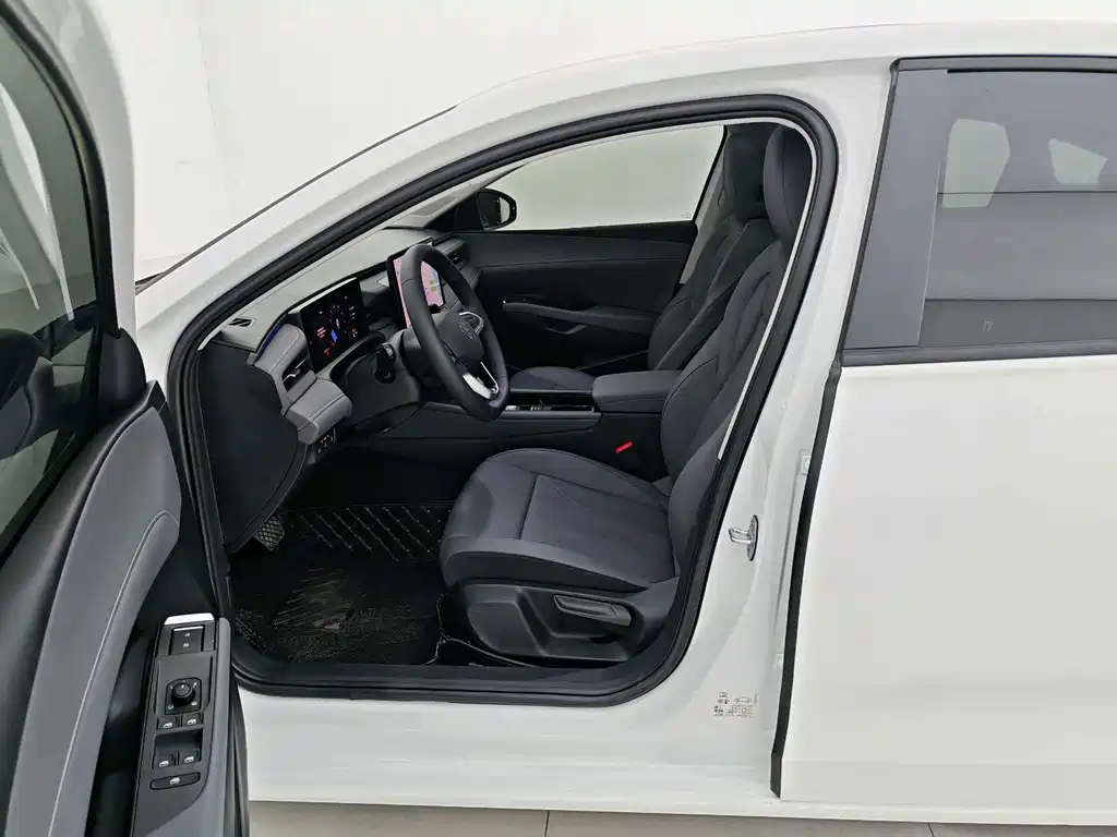 Volkswagen Lavida — миниатюра 10