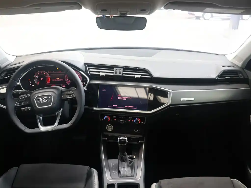 Audi Q3 — миниатюра 10