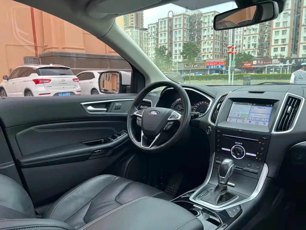 Ford Edge — миниатюра 23