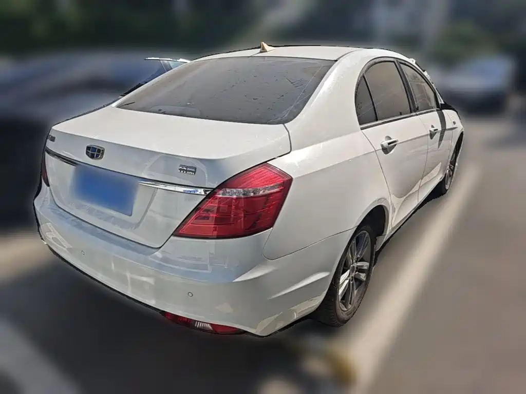 Geely Emgrand — миниатюра 10