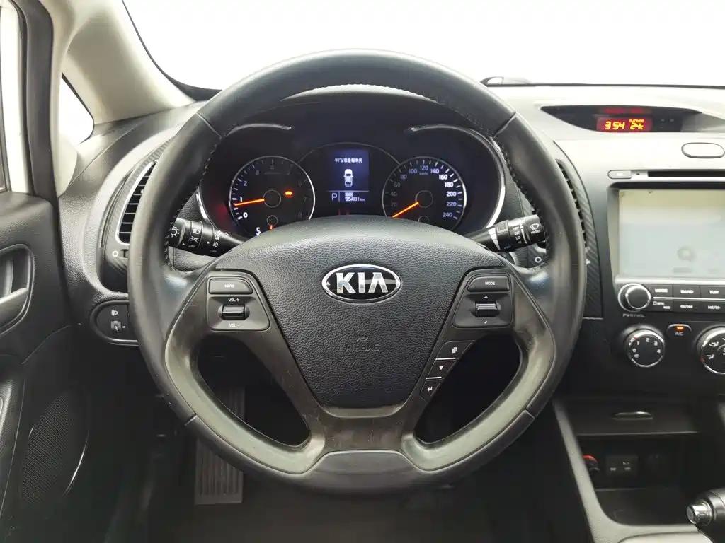 Kia K3 — миниатюра 11