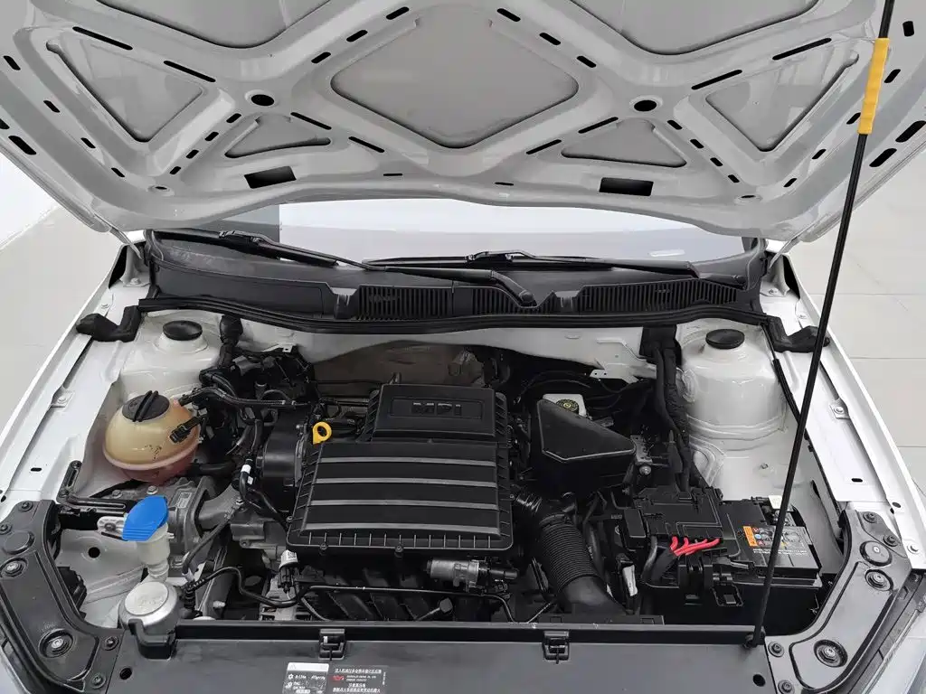 Volkswagen Lavida — миниатюра 6
