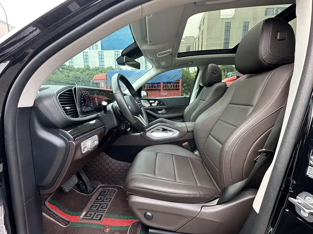 Mercedes-Benz GLE (Import) — миниатюра 3