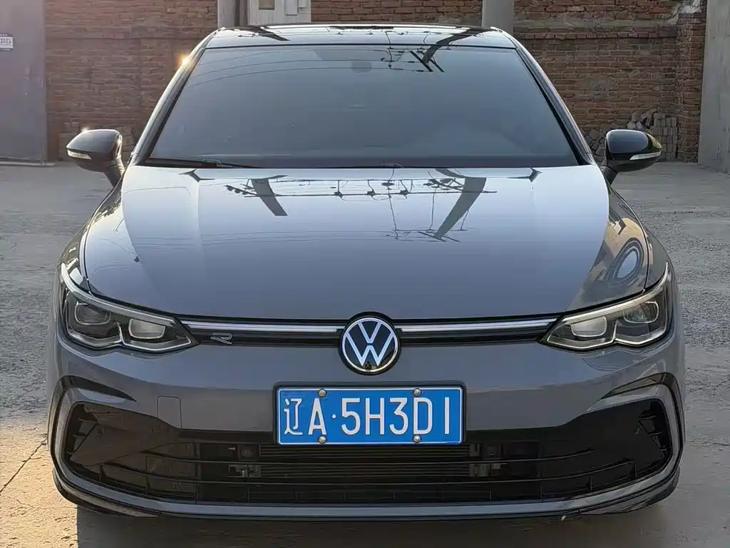 Volkswagen Golf — миниатюра 2