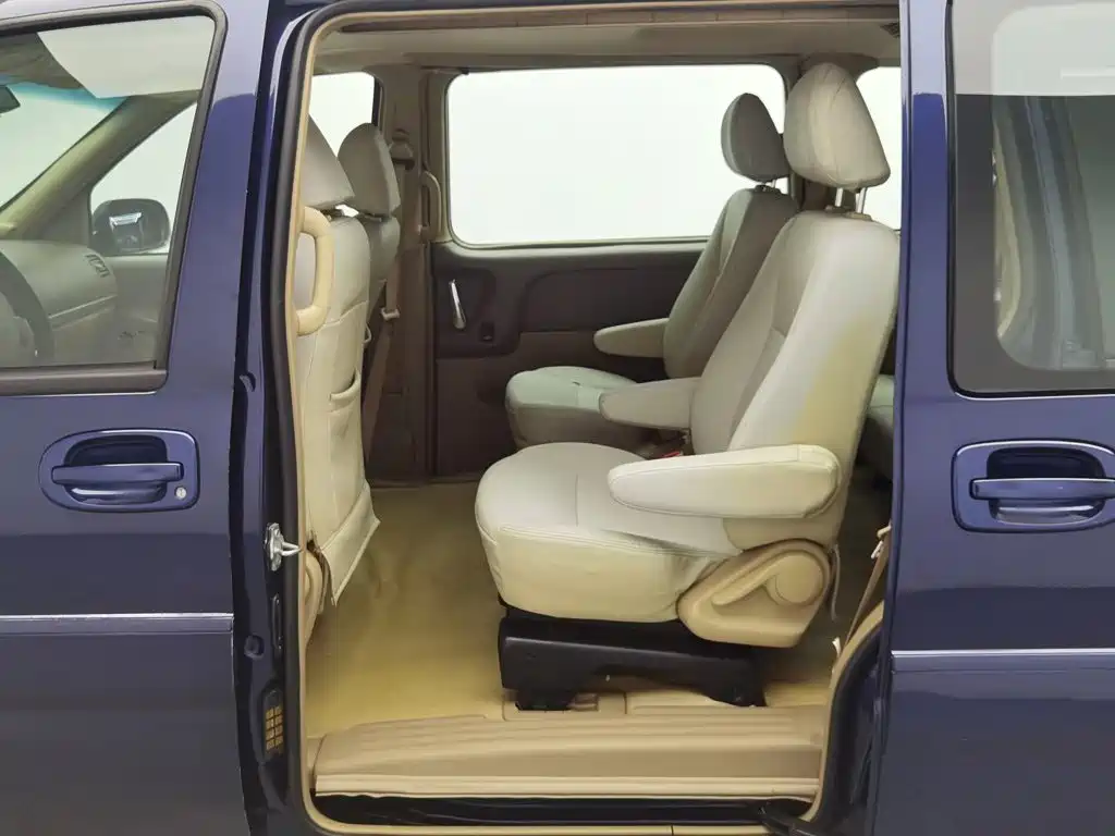 Buick GL8 — миниатюра 15
