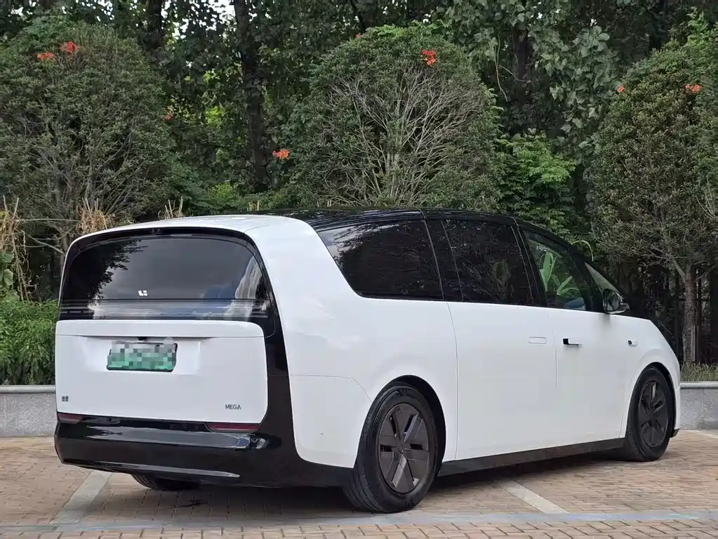 Li Auto Li MEGA — миниатюра 9
