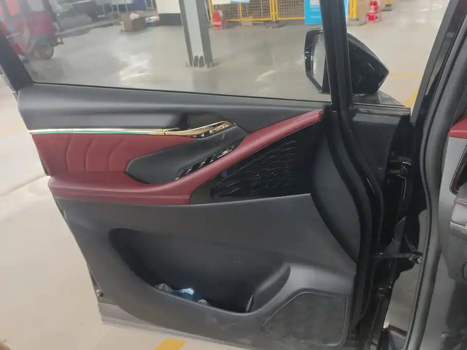 GAC Motor Trumpchi M8 — миниатюра 7