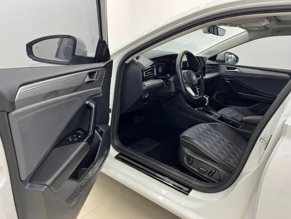 Volkswagen Sagitar — миниатюра 9