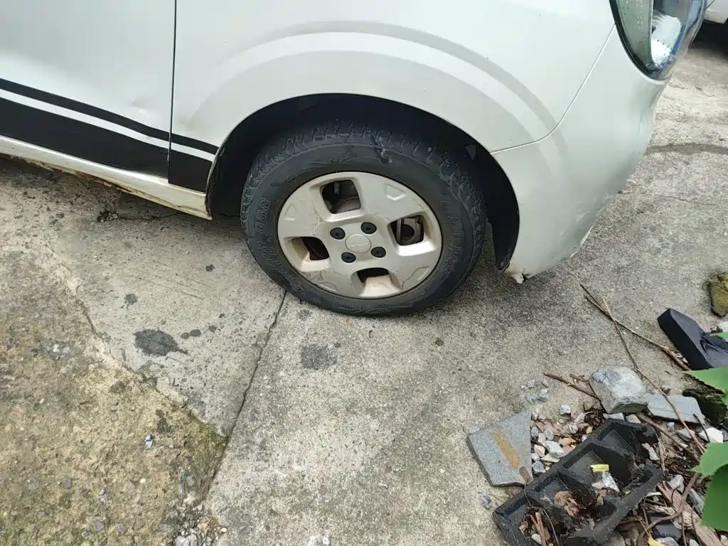 Roewe Clever — миниатюра 24