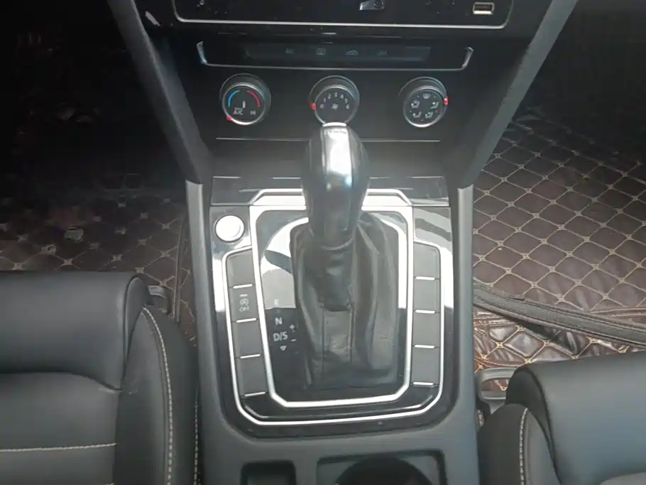 Volkswagen Magotan — миниатюра 16