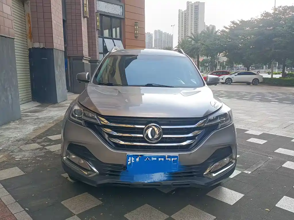 DONGFENG AX7