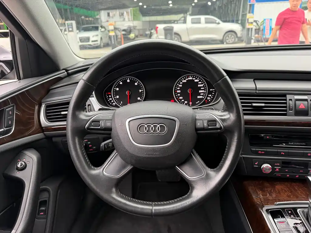 Audi A6L — миниатюра 6