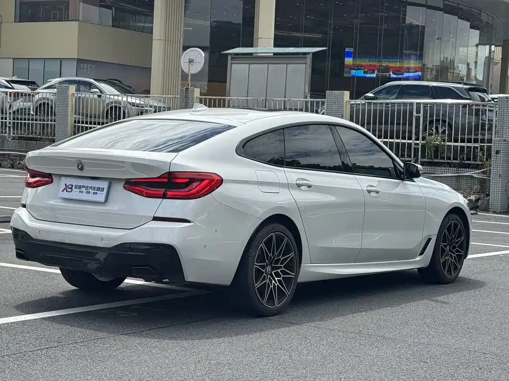 BMW 6 Series GT — миниатюра 3