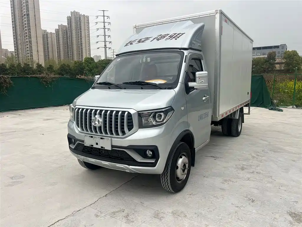 Changan T30