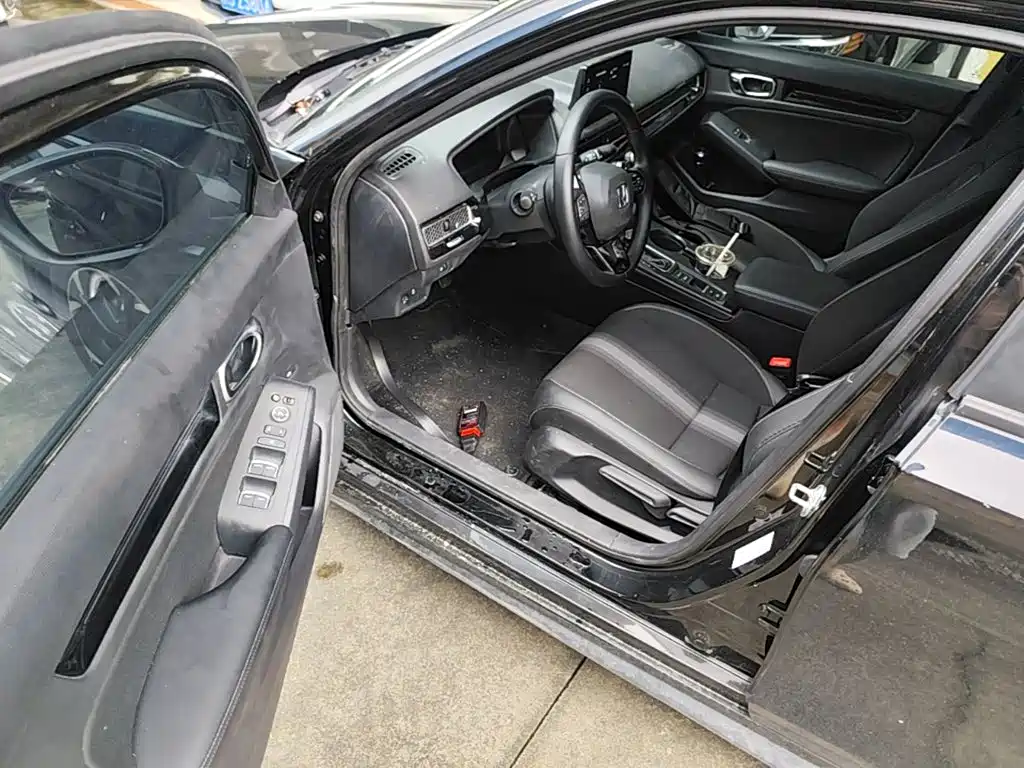 Honda Civic — миниатюра 16