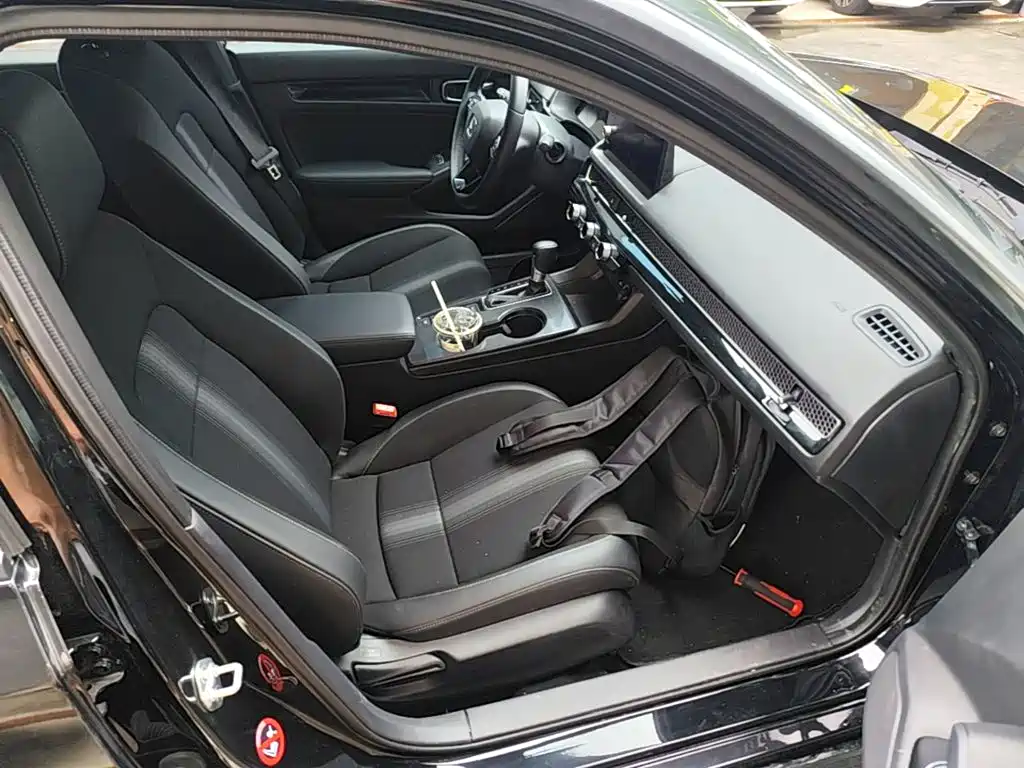 Honda Civic — миниатюра 25