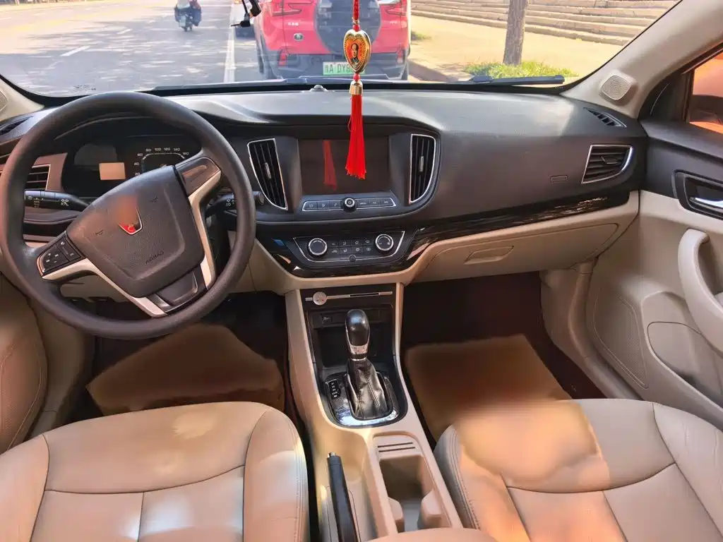 Roewe 360 — миниатюра 14