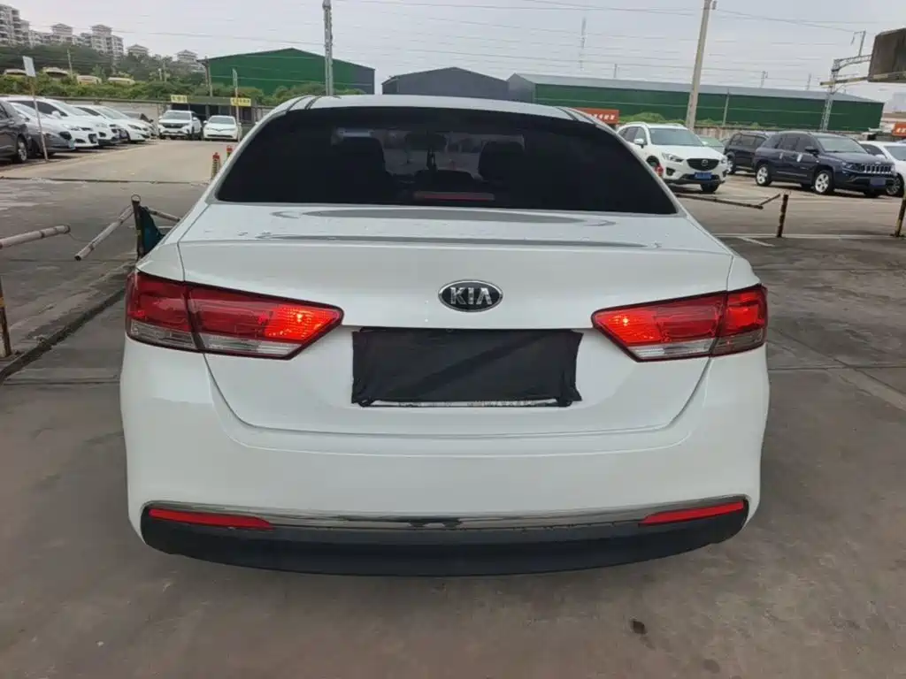 Kia K4 — миниатюра 6