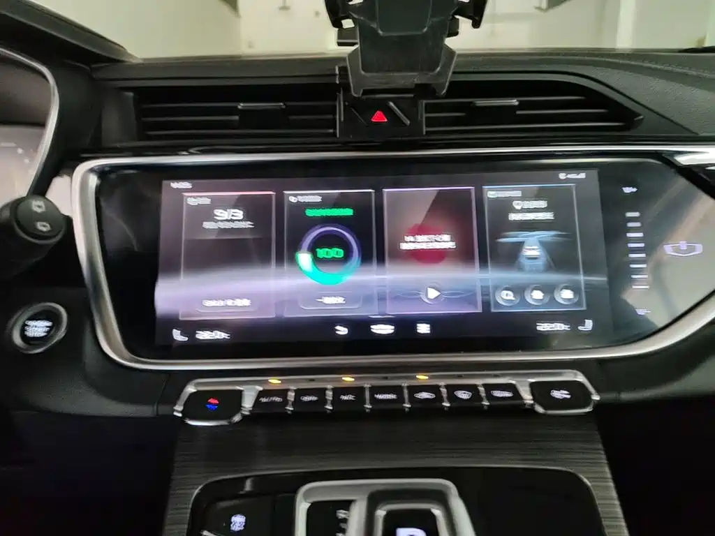 Geely Boyue — миниатюра 13