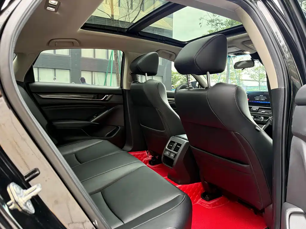 Honda Accord — миниатюра 15