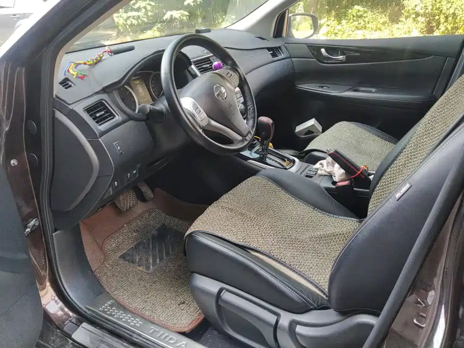 Nissan Tiida — миниатюра 9