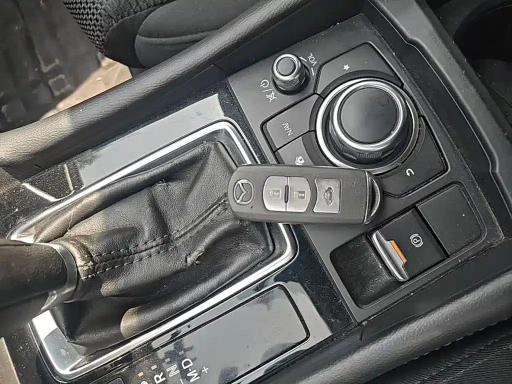 Mazda 3 Axela — миниатюра 9