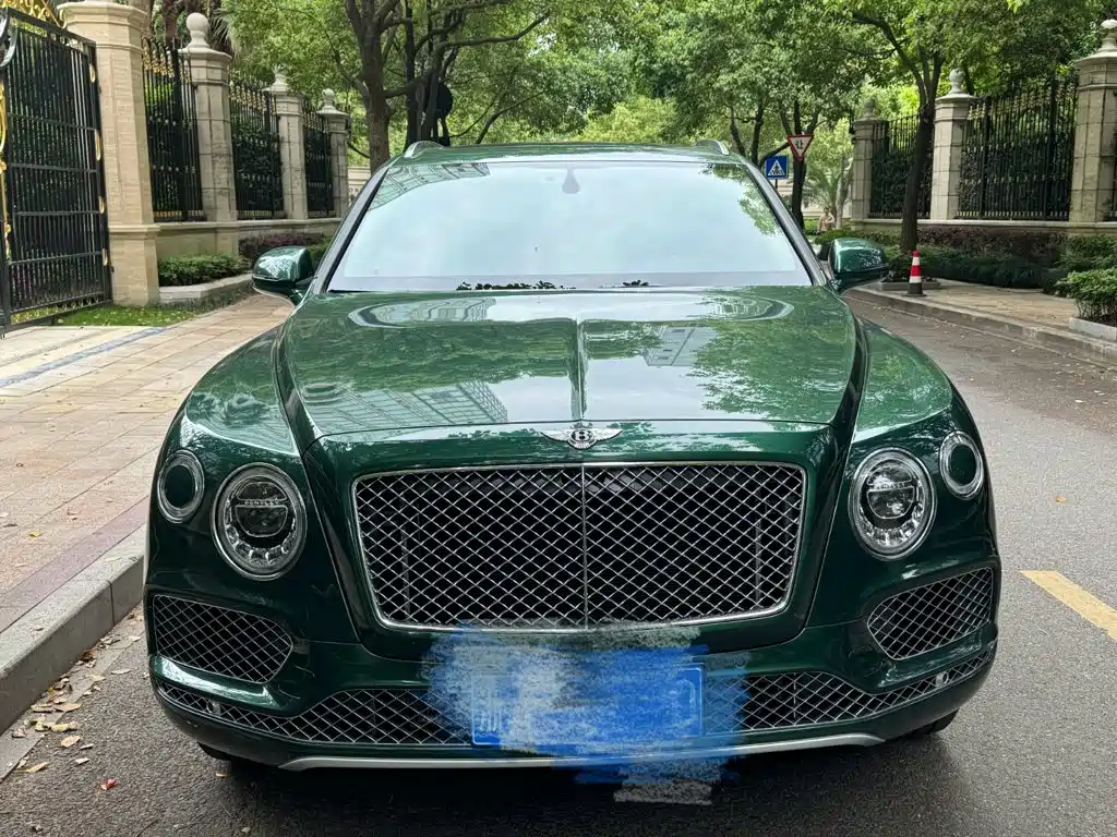 Bentley Bentayga — миниатюра 2