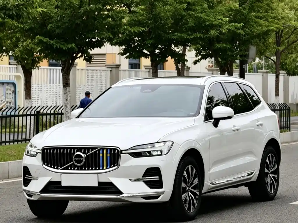 Volvo XC60 2022