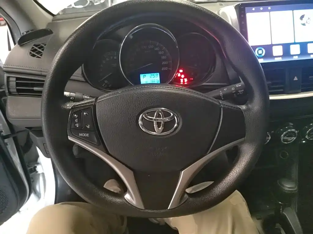 Toyota Vios FS — миниатюра 11