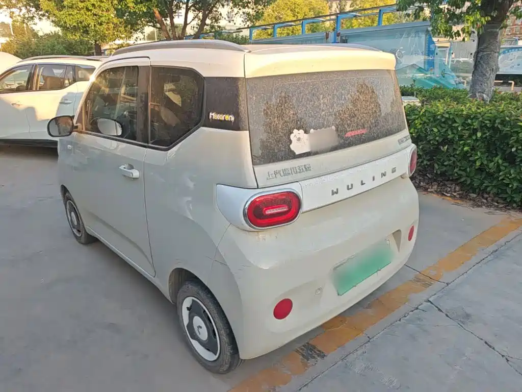Wuling MINIEV — миниатюра 5