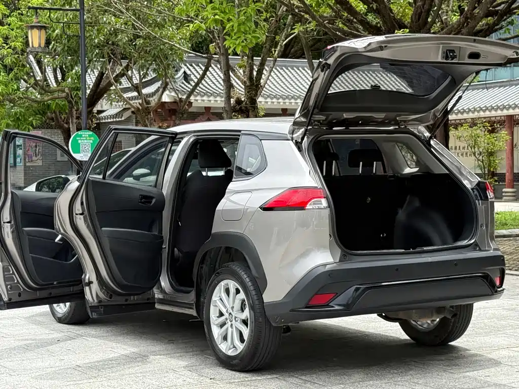 Toyota Frontlander — миниатюра 17