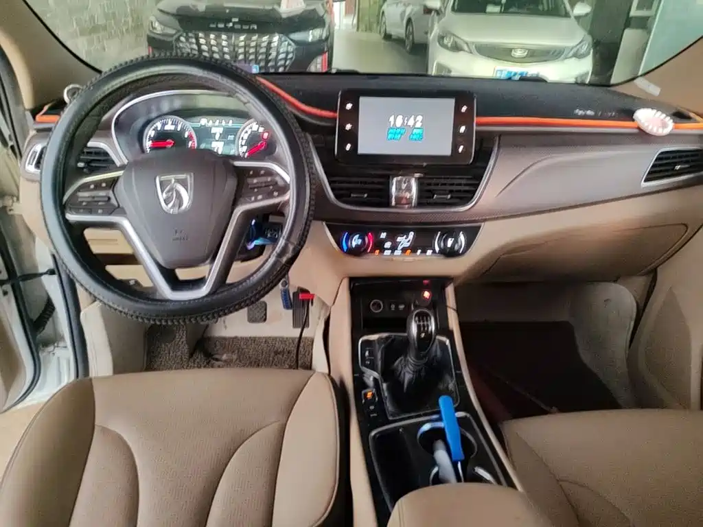 Baojun 730 — миниатюра 10
