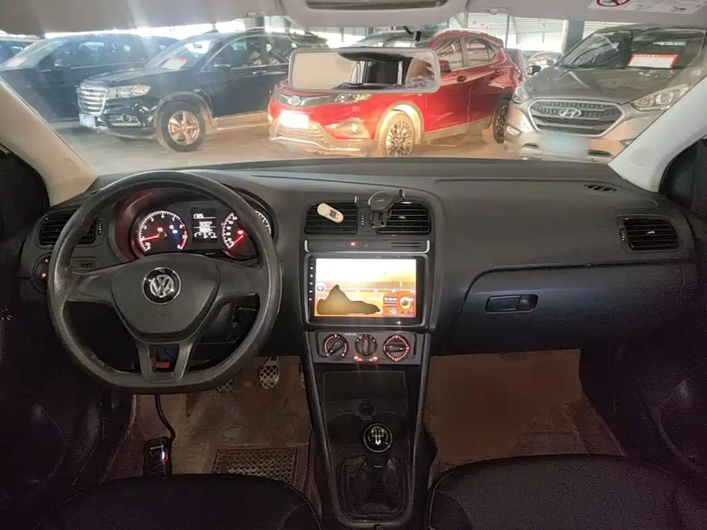 Volkswagen Polo — миниатюра 10