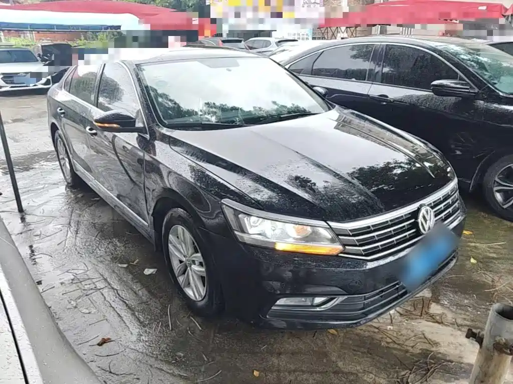 Volkswagen Passat 2017 330TSI DSG