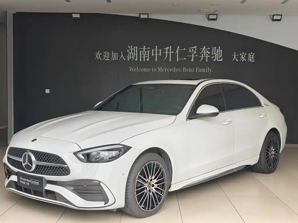 Mercedes-Benz C-Class 2025