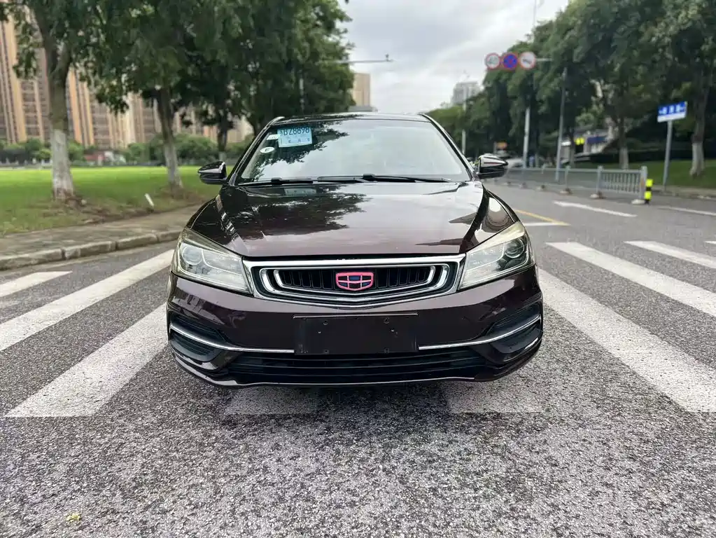 Geely Emgrand — миниатюра 2