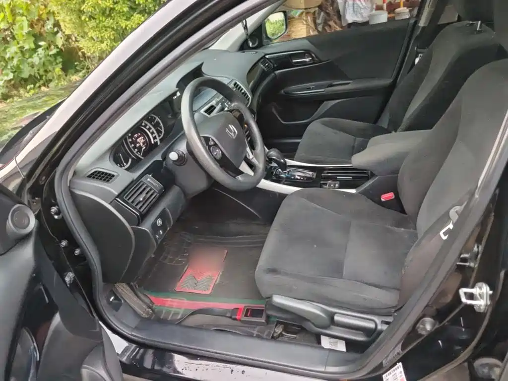 Honda Accord — миниатюра 15