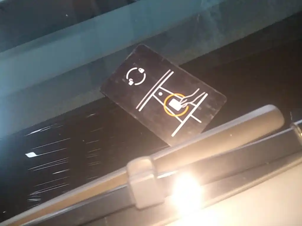 Tesla Model 3 — миниатюра 9
