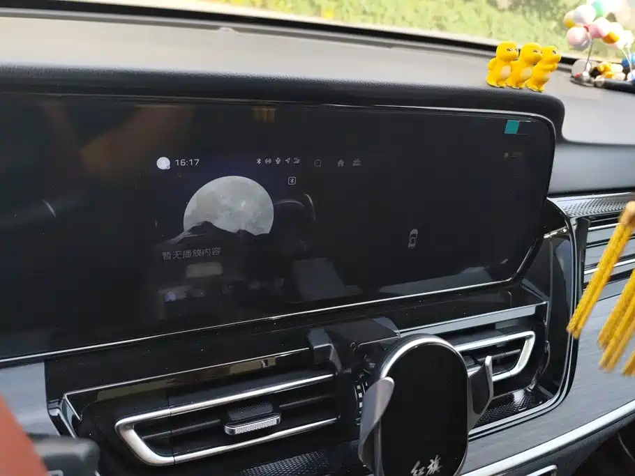 Hongqi Hongqi HS5 — миниатюра 13