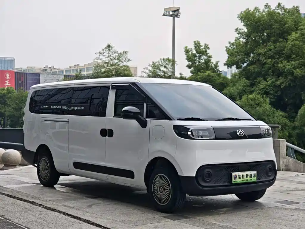 MAXUS V1 — миниатюра 6
