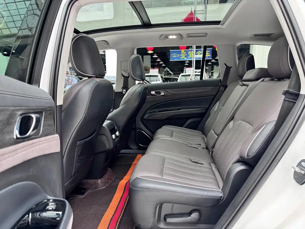 Ford Equator — миниатюра 9