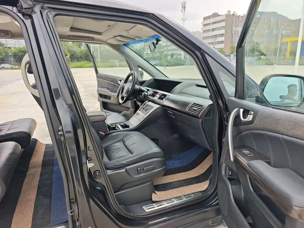Honda Elysion — миниатюра 13