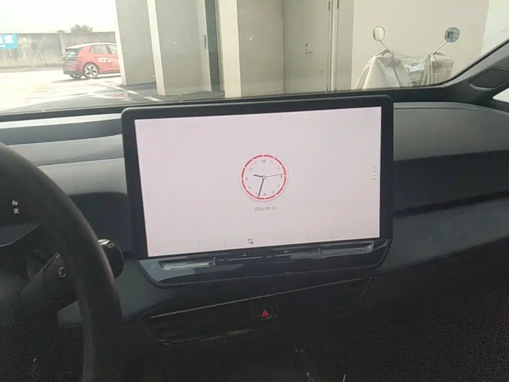 Volkswagen ID.3 — миниатюра 13