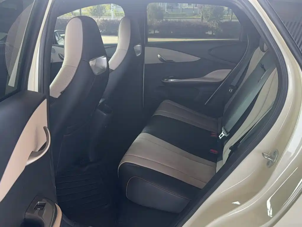 BYD Dolphin — миниатюра 11
