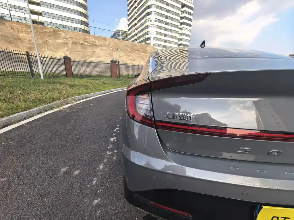Hyundai Sonata — миниатюра 37