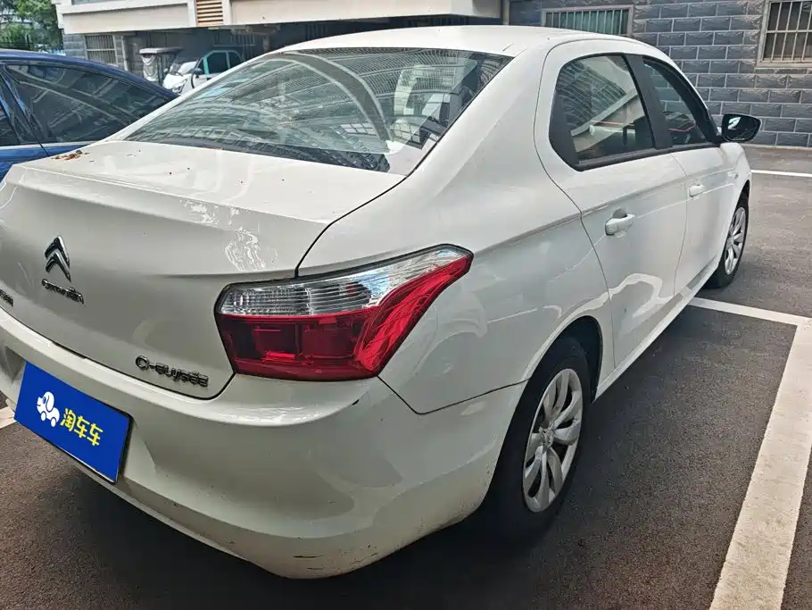 Citroen Elysee — миниатюра 3