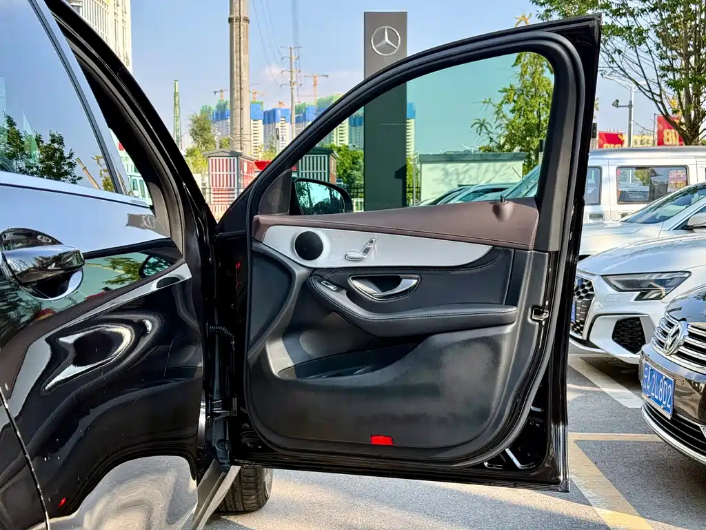 Mercedes-Benz GLC — миниатюра 28