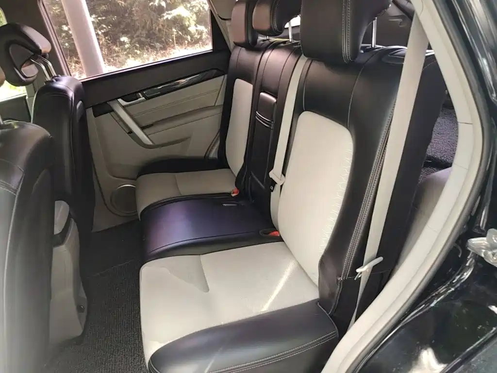Chevrolet Captiva — миниатюра 17