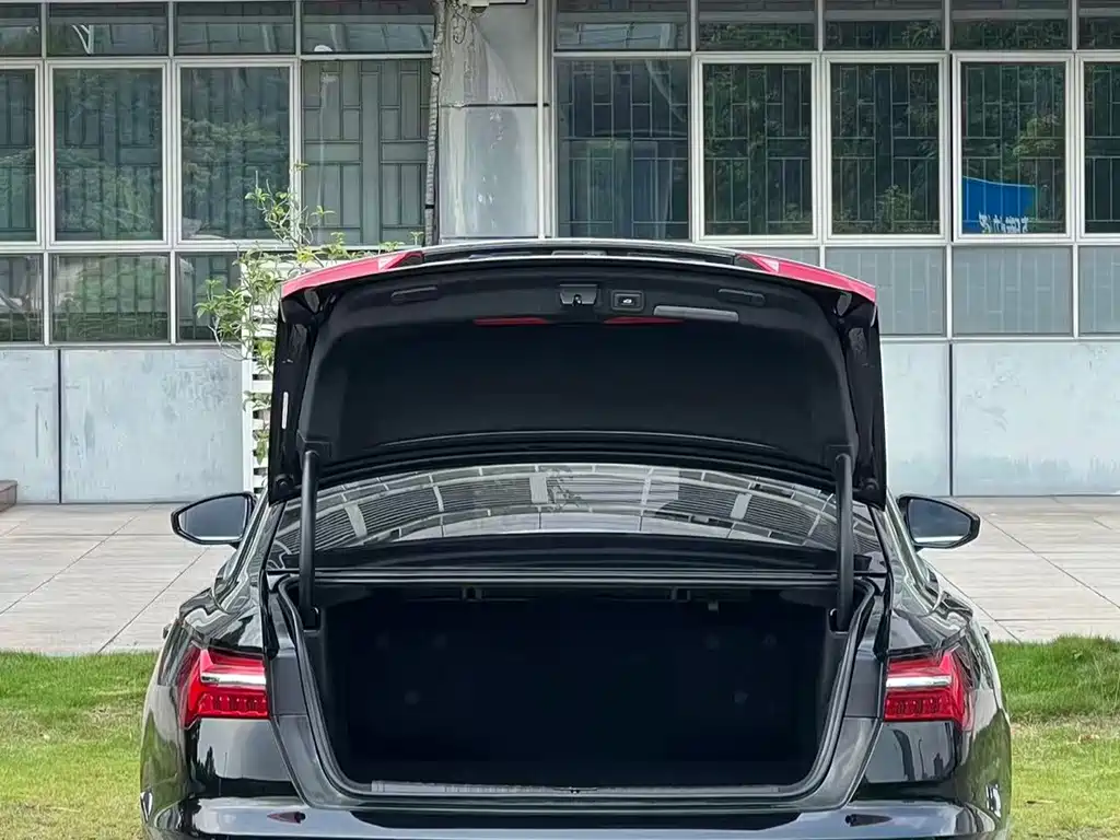 Audi A6L — миниатюра 19