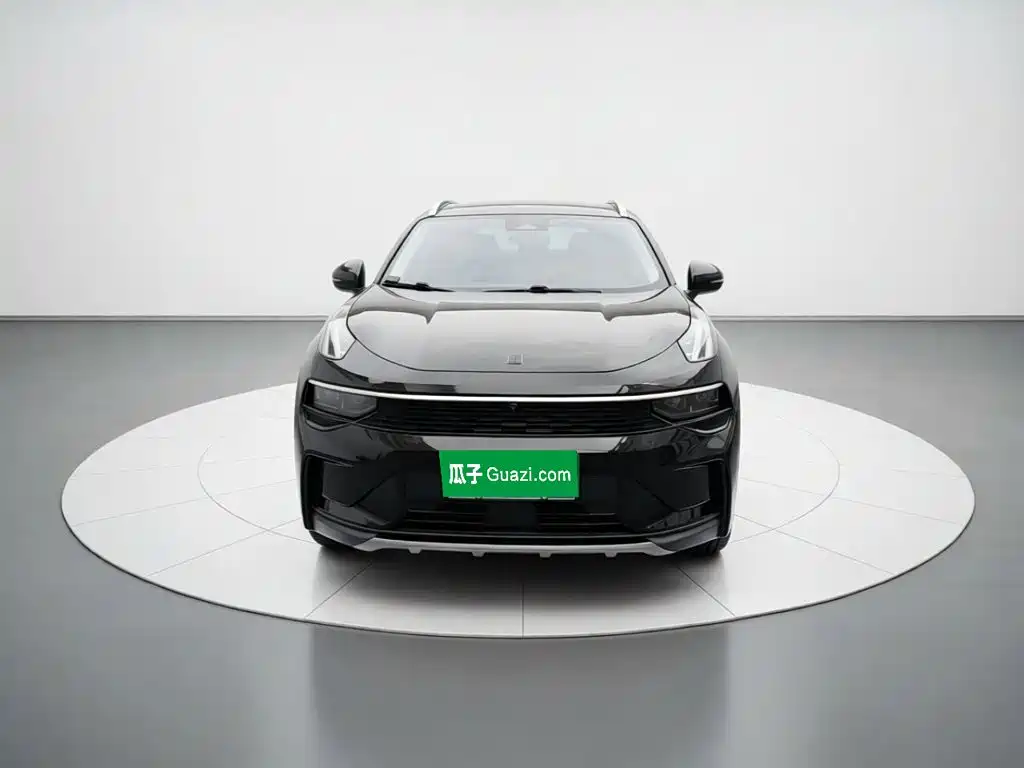 Lynk & Co 01 — миниатюра 2